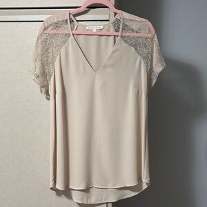 Daniel Rainn size L cream/ taupe Blouse with lace accent.